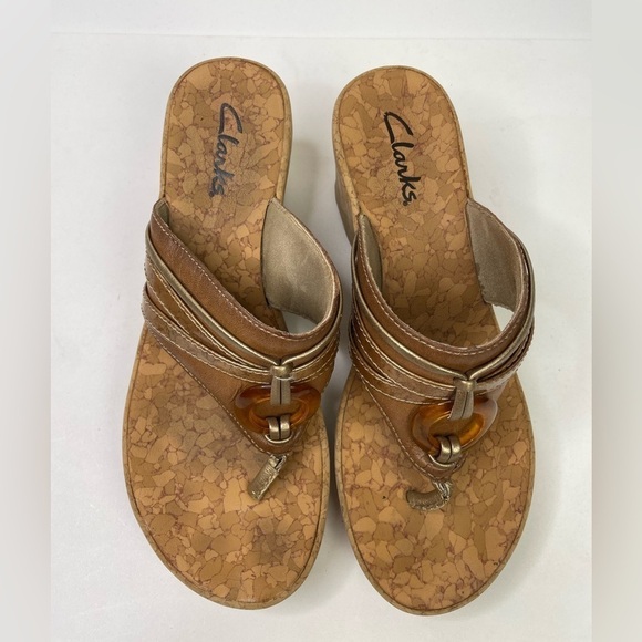 Clark’s Women’s Cork Wedge Sandals - Picture 8 of 8